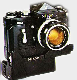 Nikon F avec son moteur