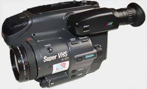 Caméscope super VHS C JVC GR-SZ1